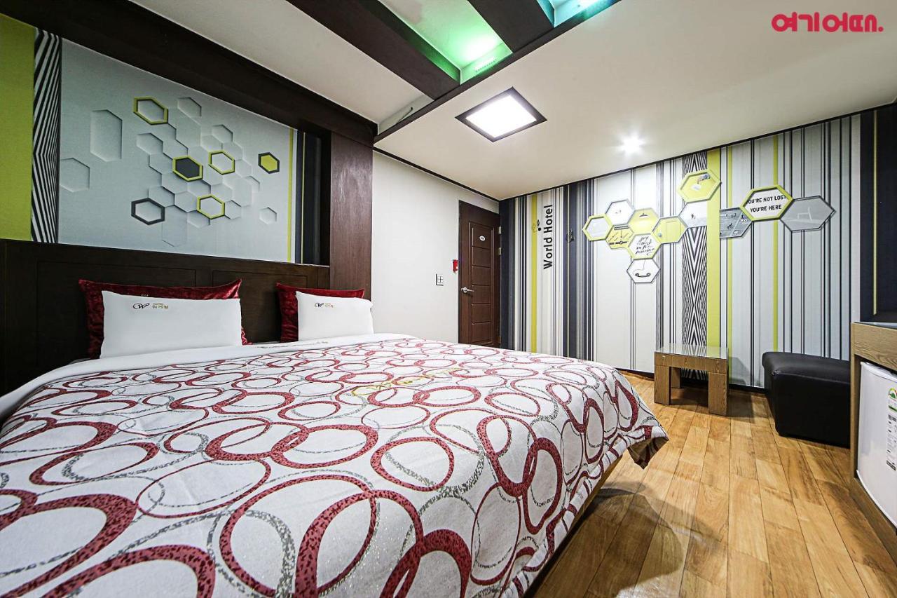 World Hotel Chuncheon Exterior photo