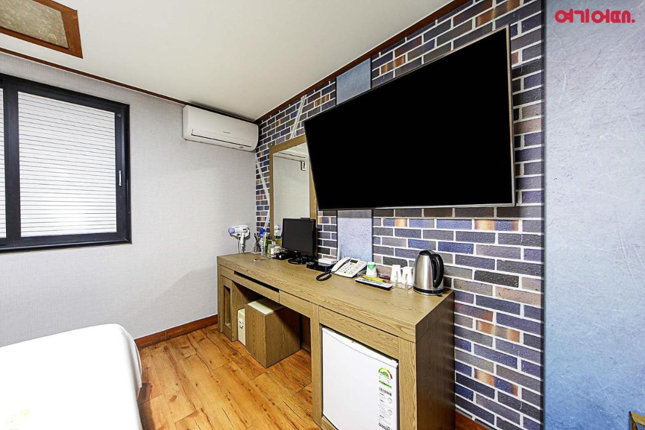 World Hotel Chuncheon Exterior photo