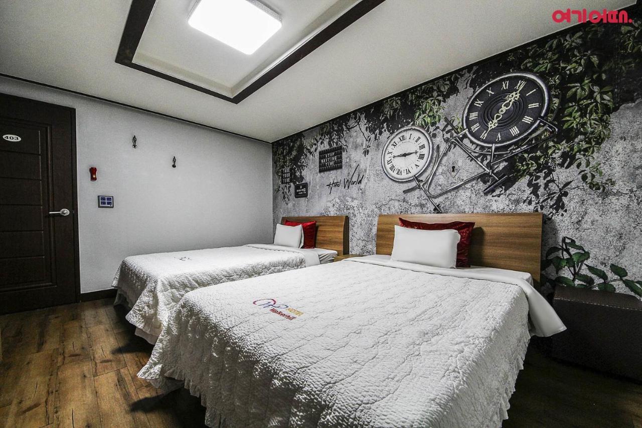 World Hotel Chuncheon Exterior photo