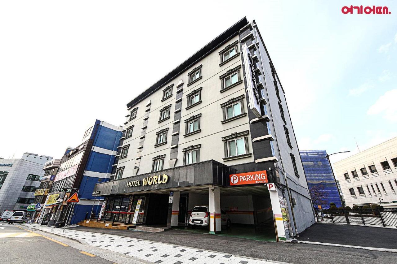World Hotel Chuncheon Exterior photo