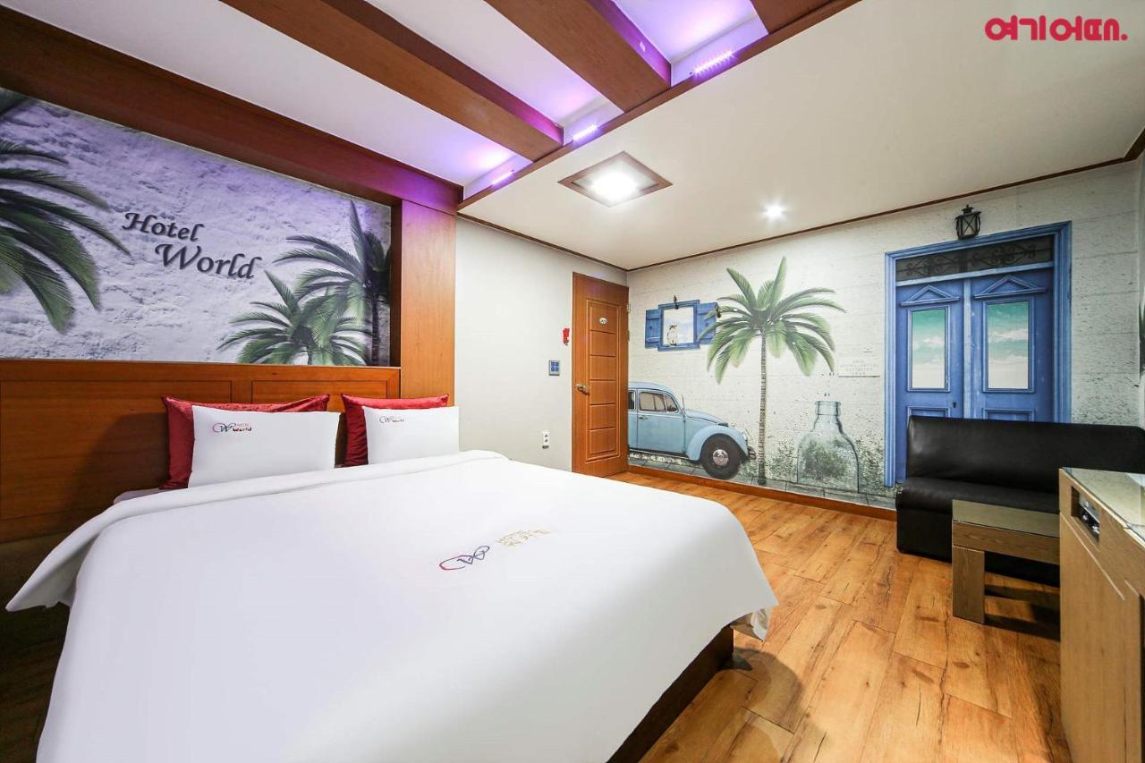 World Hotel Chuncheon Exterior photo